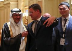 جهش بازار نفت در پی تمدید کاهش داوطلبانه عرضه روسیه و عربستان