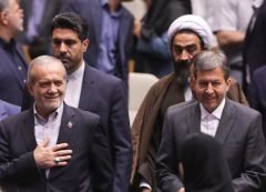 سفر فشرده رییس‌جمهور در اصفهان و عملکرد متفاوت جمالی‌نژاد: دوچرخه‌سواری بر مدار «اِعمَلُوا»؛ گذر از ایستگاه‌های «اِعلَمُوا»